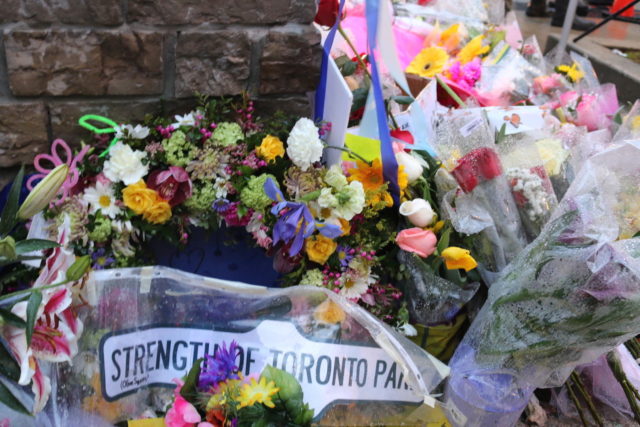 Toronto-Dedication to victims of van attack – Yonge and Finch - mosaicedition.ca-ea