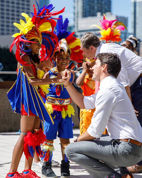 Prime Minister Justin Trudeau meets with the organizers and artists of the Caribana festival in Toronto - Photo Adam Scotti (PMO)