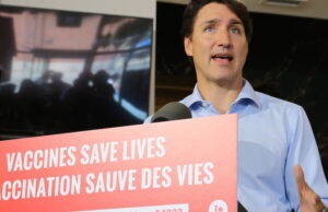 Trudeau advises those refusing vaccines to reconsider Anyone refusing to take the COVID vaccine should not impose their choice to do so on others, says Justin Trudeau.Justin Trudeau was at Nafisa Cuisine; the restaurant of a Syrian refugee in Mississauga where he announced plans to set up a one billion dollar COVID-19 proof of vaccination program. Photo Mosaic Edition Edward Akinwunmi.