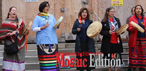La marche pour les filles disparues autochtones. Photo Mosaic Edition Edward Akinwunmi.