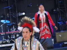 (Français) KWE! 2023 – Journée Nationale Des Peuples Autochtones KWE! 2023 – Journée Nationale Des Peuples Autochtones – Place D’Youville Québec - Photo Mosaic Edition Edward Akinwunmi